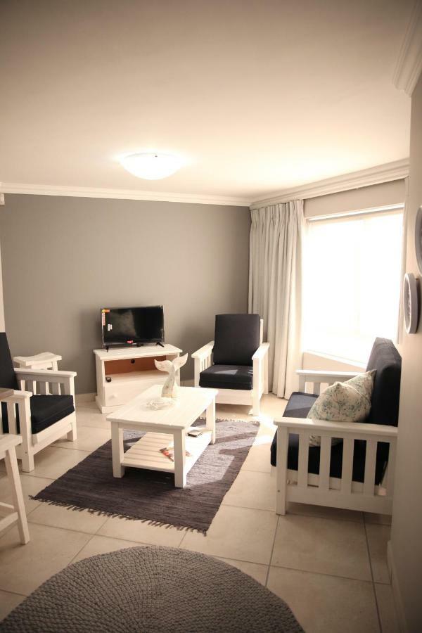 Mari-Amor Self-Catering Apartments Mossel Bay Exteriör bild