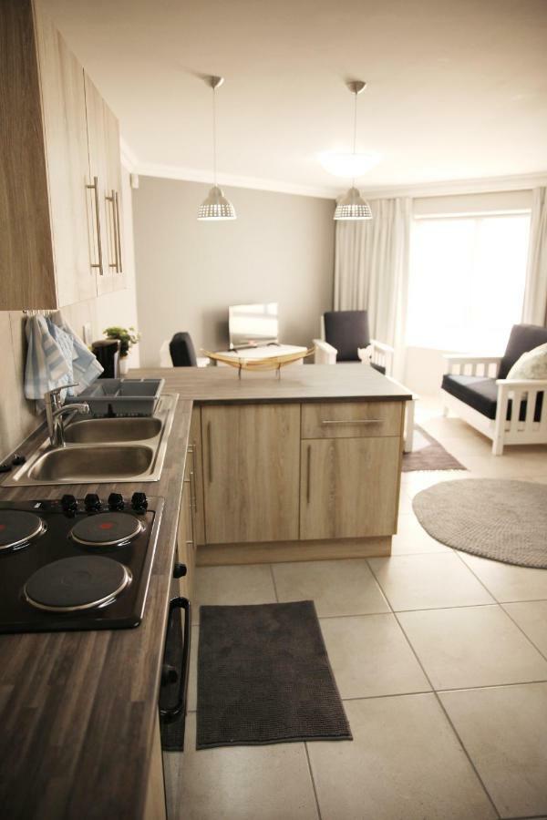 Mari-Amor Self-Catering Apartments Mossel Bay Exteriör bild