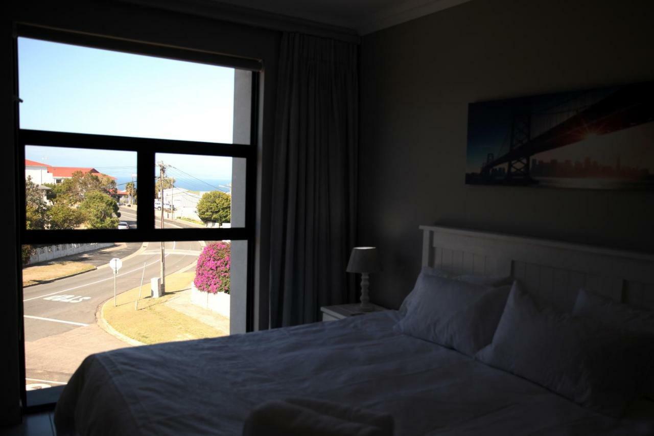Mari-Amor Self-Catering Apartments Mossel Bay Exteriör bild