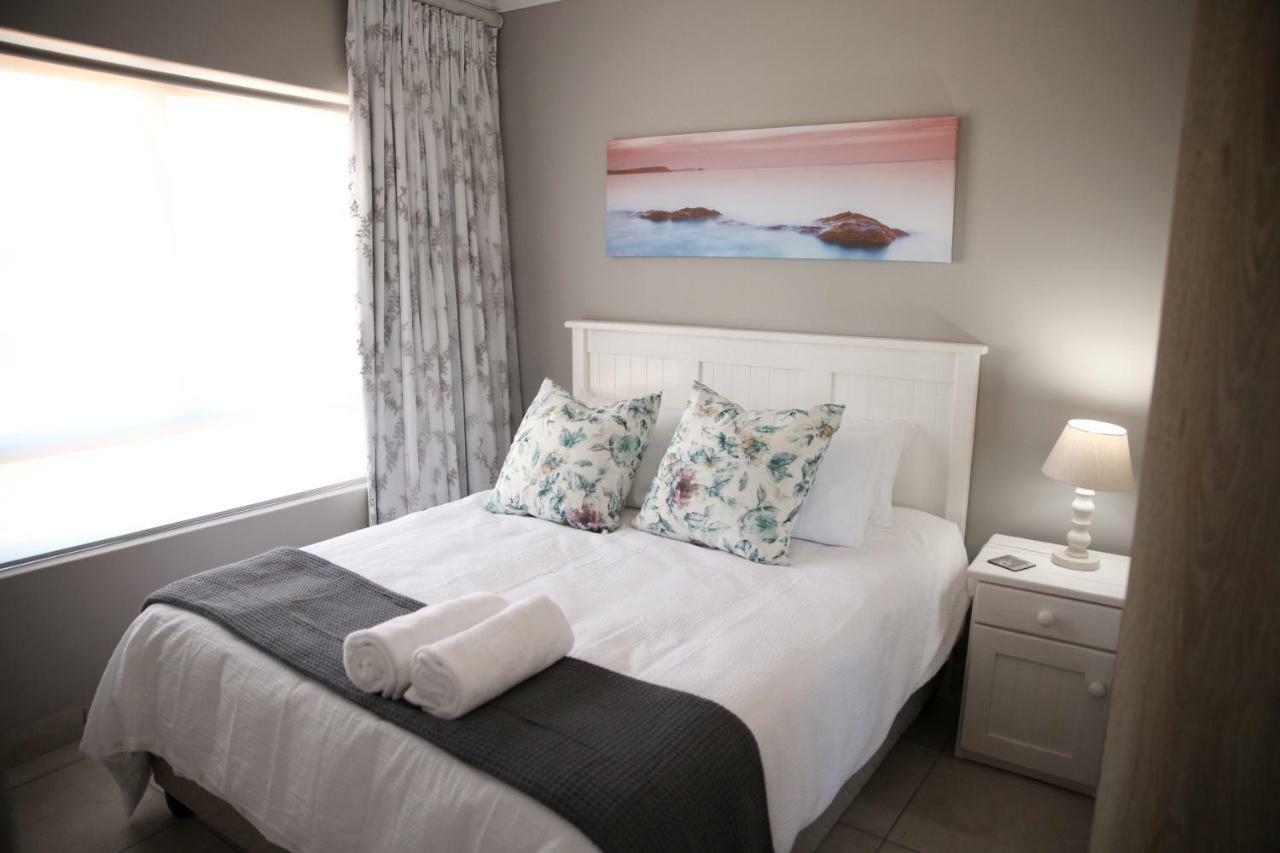 Mari-Amor Self-Catering Apartments Mossel Bay Exteriör bild