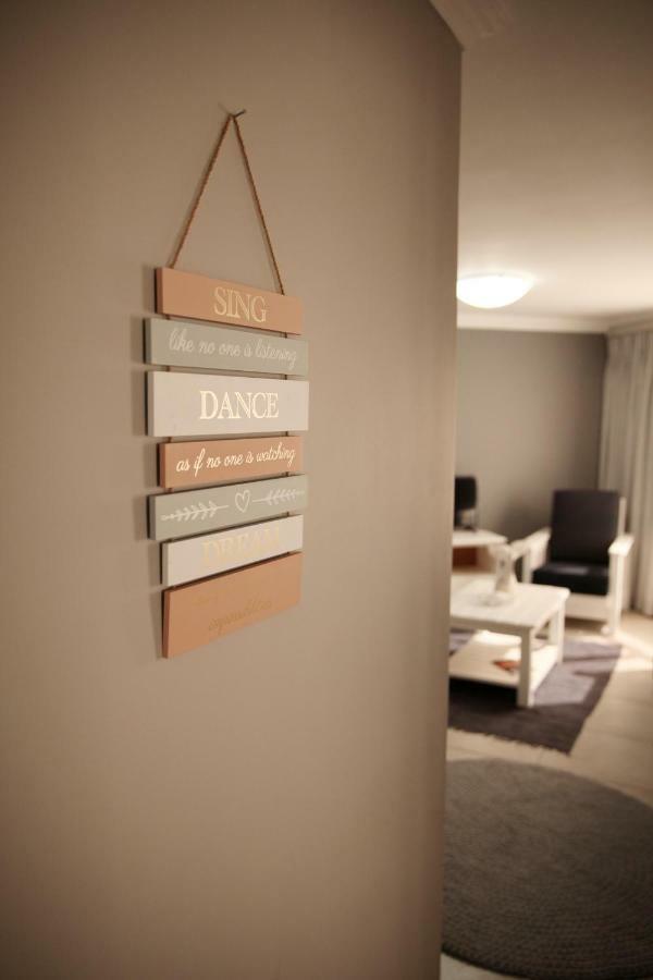 Mari-Amor Self-Catering Apartments Mossel Bay Exteriör bild